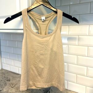 Lululemon swiftly tech racerback tank 2.0 waist length, size 4